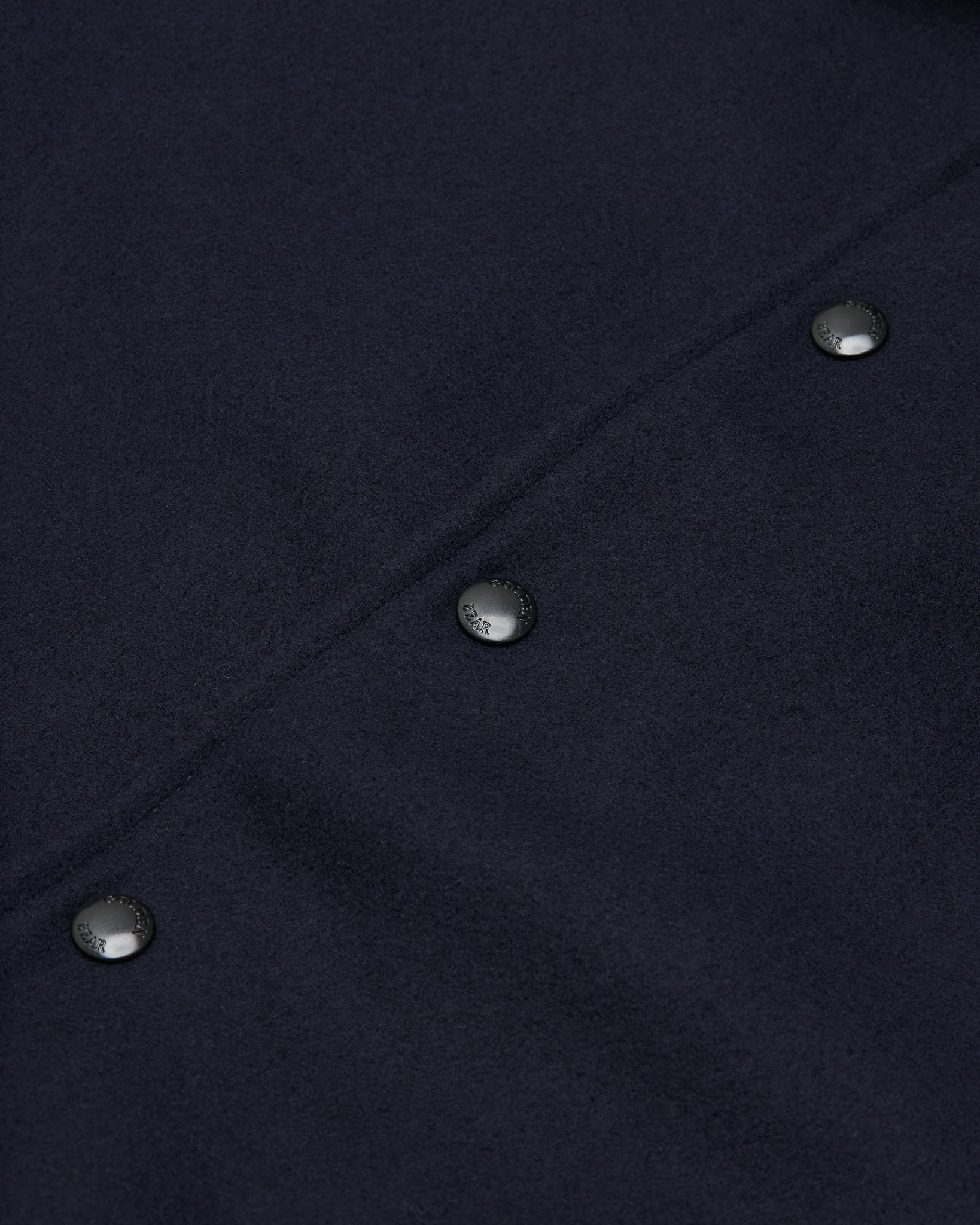 V60_-_Anni_Navy_-_Mahogany_Aniline_Cow_w_Golden_Bear_Logo_Snaps_3.jpg